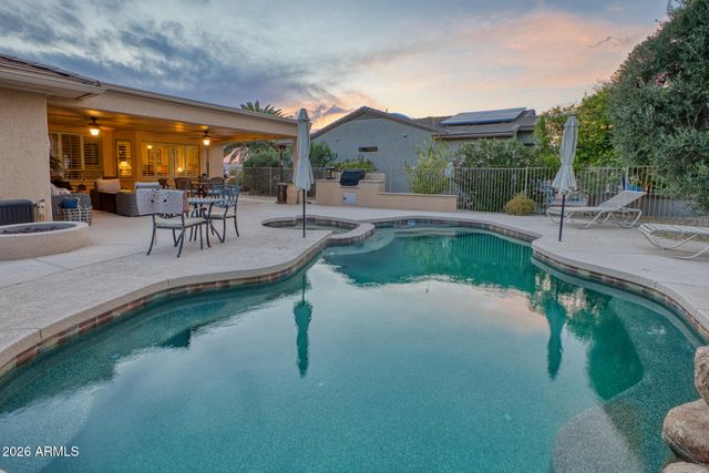 17520 W KARTCHNER Court, Surprise, AZ 85387