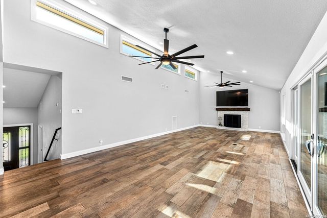 29274 Seabiscuit Dr, Fair Oaks Ranch, TX 78015