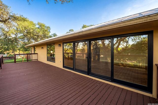 29274 Seabiscuit Dr, Fair Oaks Ranch, TX 78015