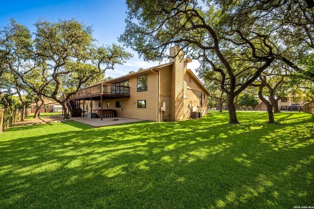 29274 Seabiscuit Dr, Fair Oaks Ranch, TX 78015