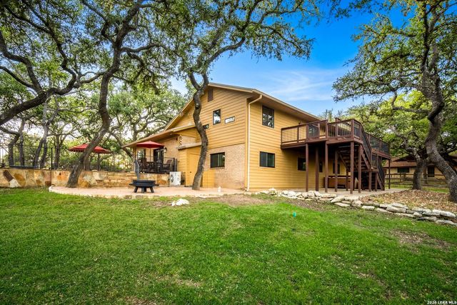 29274 Seabiscuit Dr, Fair Oaks Ranch, TX 78015