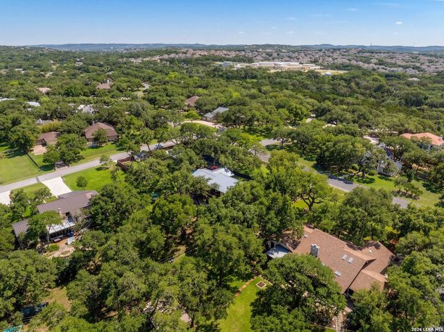 29274 Seabiscuit Dr, Fair Oaks Ranch, TX 78015