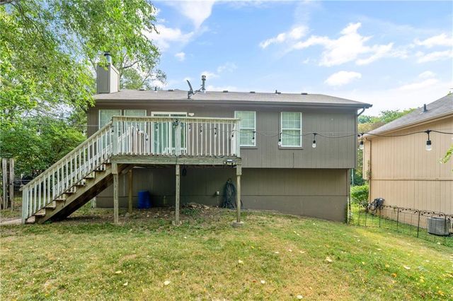 9108 Oak Street, Kansas City, MO 64114