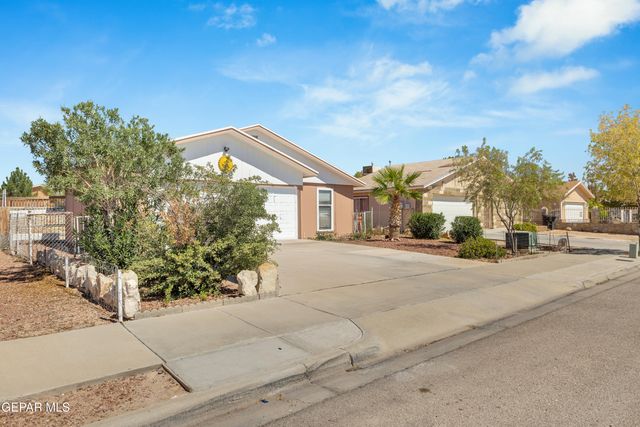 708 Weiermann, Horizon City, TX 79928