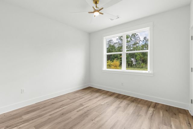 74 Clarke Hill Road, Freeport, FL 32439