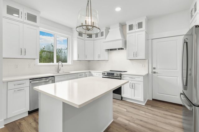 74 Clarke Hill Road, Freeport, FL 32439