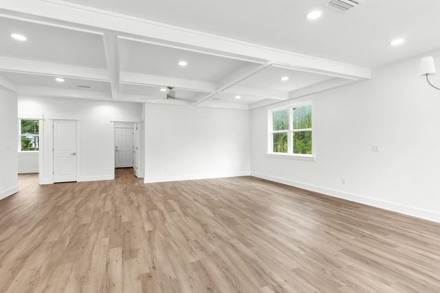 74 Clarke Hill Road, Freeport, FL 32439