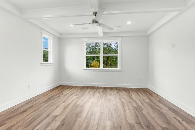 74 Clarke Hill Road, Freeport, FL 32439