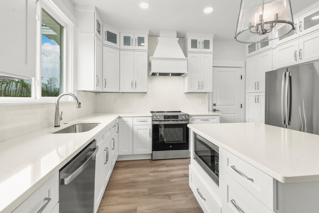 74 Clarke Hill Road, Freeport, FL 32439