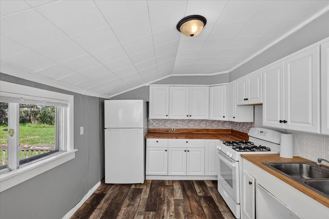 945 Jennette Avenue NW, Grand Rapids, MI 49504