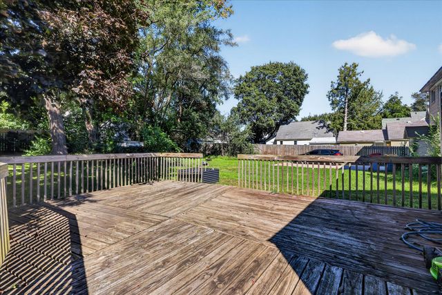 945 Jennette Avenue NW, Grand Rapids, MI 49504