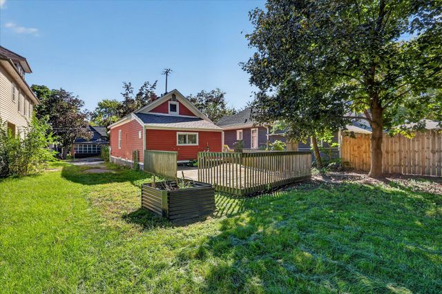 945 Jennette Avenue NW, Grand Rapids, MI 49504