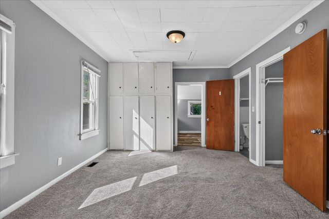945 Jennette Avenue NW, Grand Rapids, MI 49504