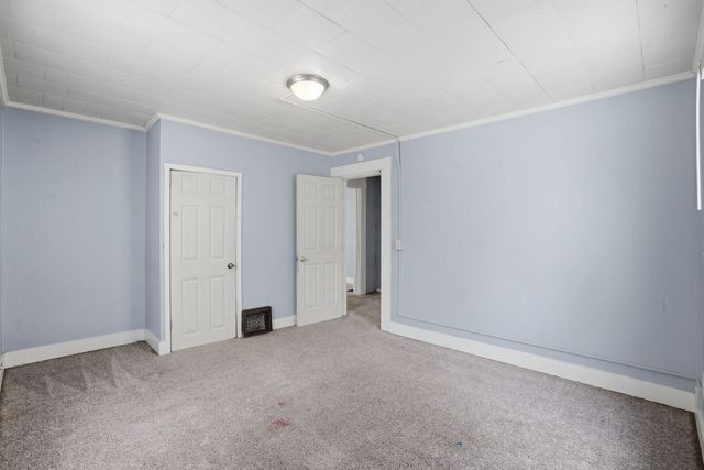 715 IOWA Street, Davenport, IA 52803