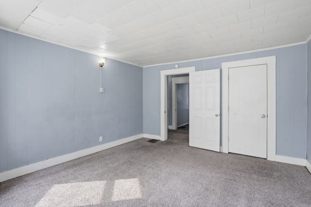 715 IOWA Street, Davenport, IA 52803