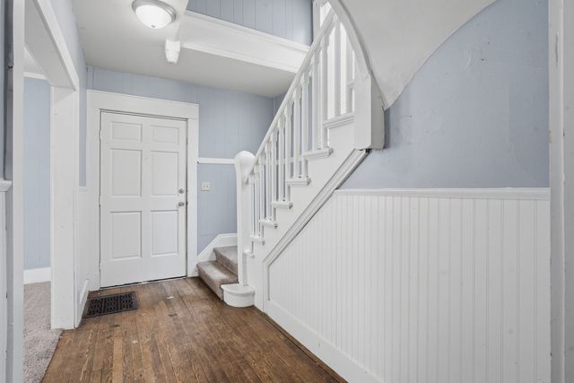 715 IOWA Street, Davenport, IA 52803