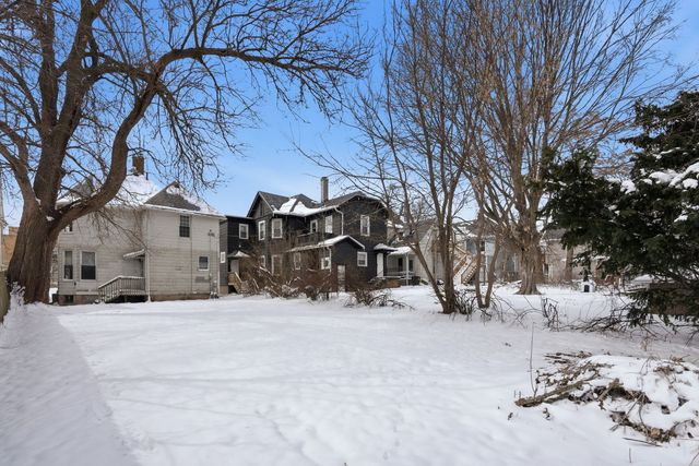 715 IOWA Street, Davenport, IA 52803