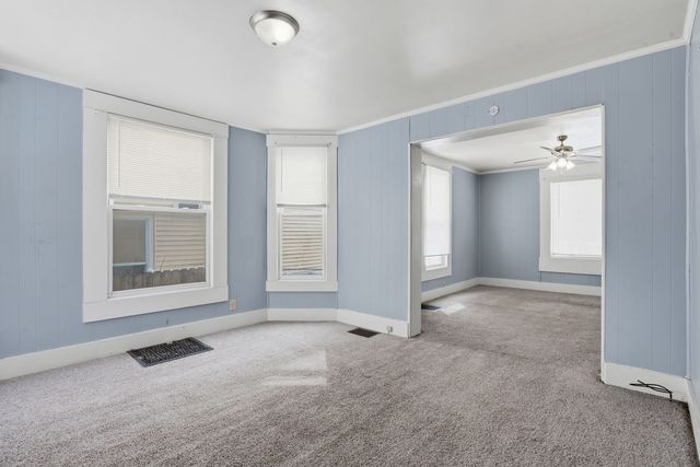 715 IOWA Street, Davenport, IA 52803