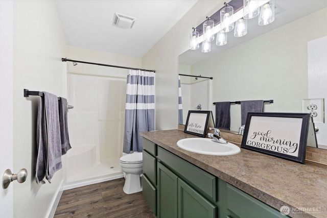 2435 Baldwin Place, Blaine, WA 98230