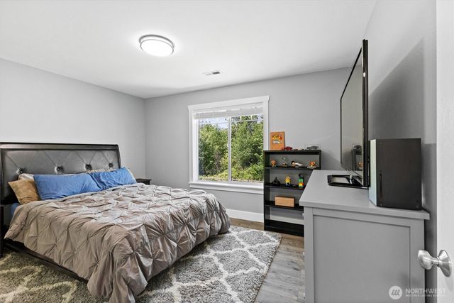 2435 Baldwin Place, Blaine, WA 98230