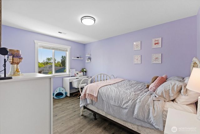2435 Baldwin Place, Blaine, WA 98230