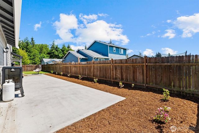 2435 Baldwin Place, Blaine, WA 98230