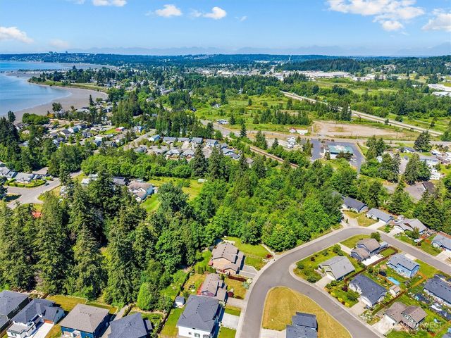 2435 Baldwin Place, Blaine, WA 98230