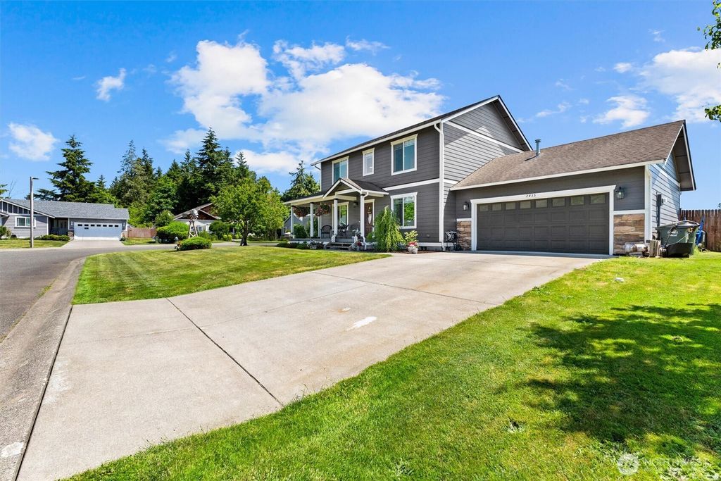 2435 Baldwin Place, Blaine, WA 98230