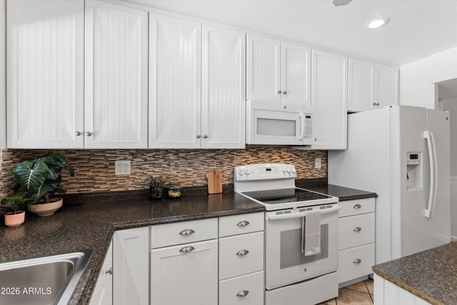 10006 W DEANITA Lane, Sun City, AZ 85351