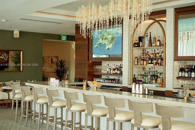 1000 W Island Blvd 2909, Aventura, FL 33160