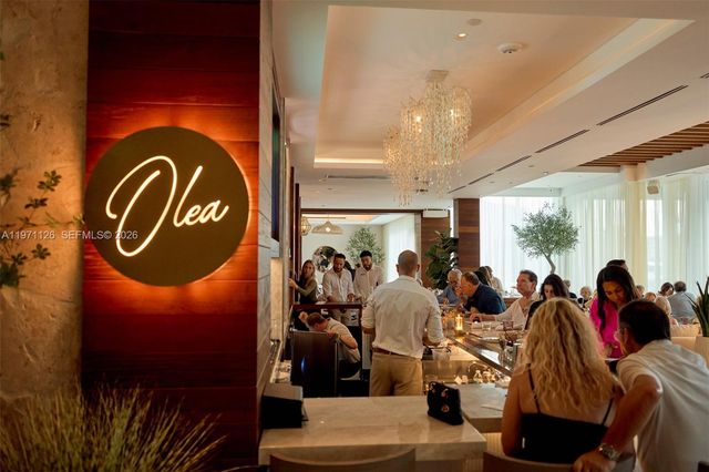 1000 W Island Blvd 2909, Aventura, FL 33160