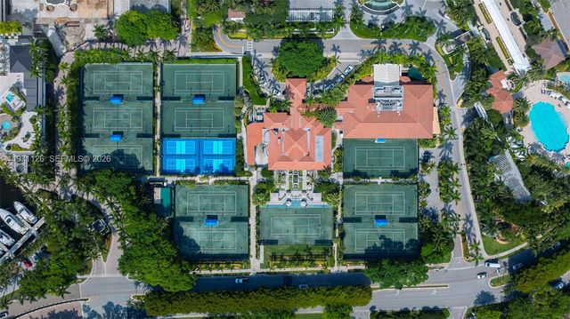 1000 W Island Blvd 2909, Aventura, FL 33160