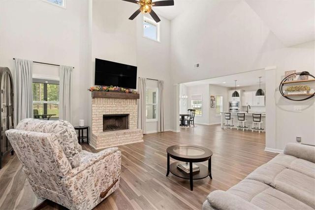 475 Paynes Lake Road, Carrollton, GA 30116