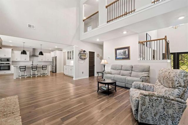 475 Paynes Lake Road, Carrollton, GA 30116