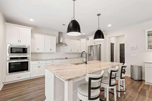 475 Paynes Lake Road, Carrollton, GA 30116