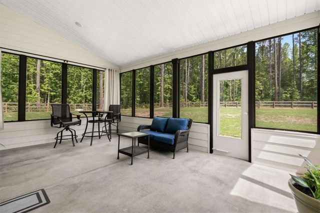 475 Paynes Lake Road, Carrollton, GA 30116