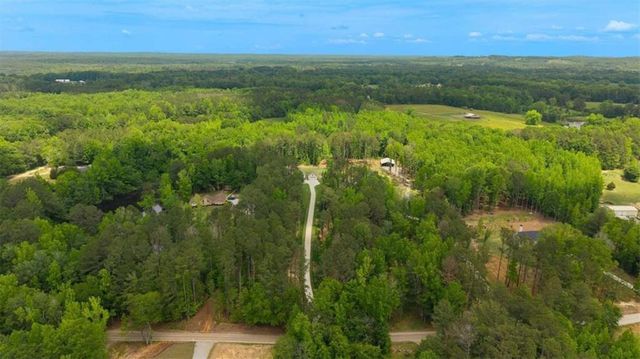 475 Paynes Lake Road, Carrollton, GA 30116