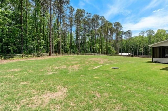 475 Paynes Lake Road, Carrollton, GA 30116