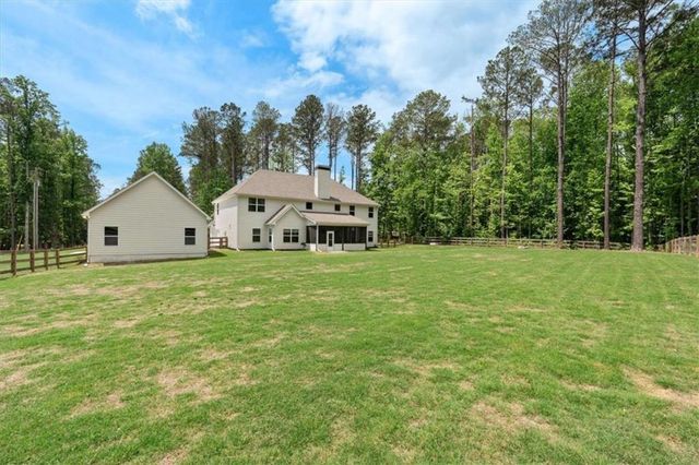 475 Paynes Lake Road, Carrollton, GA 30116