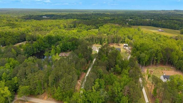475 Paynes Lake Road, Carrollton, GA 30116