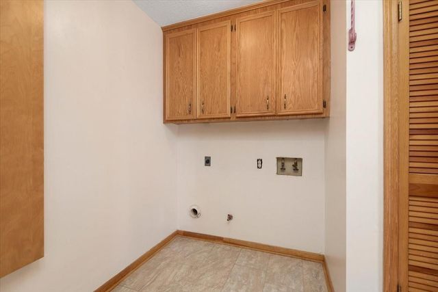 7514 Pinehurst Shadows Drive, Humble, TX 77346