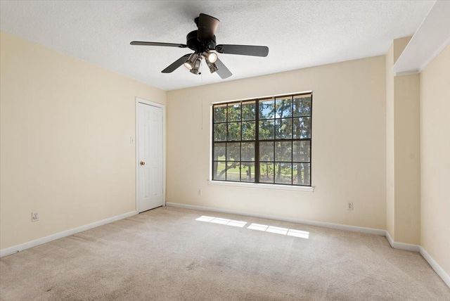 7514 Pinehurst Shadows Drive, Humble, TX 77346