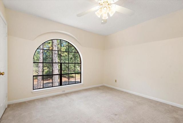 7514 Pinehurst Shadows Drive, Humble, TX 77346