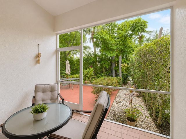 15883 SW 14TH Court, Pembroke Pines, FL 33027
