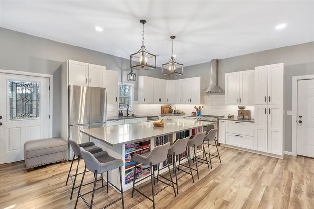 2475 Pumpkintown Highway, Pickens, SC 29671