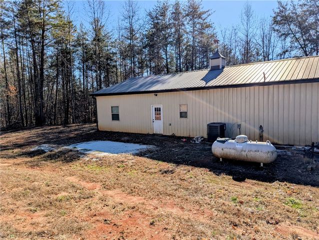 2475 Pumpkintown Highway, Pickens, SC 29671