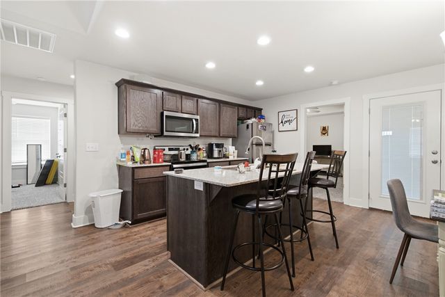 896 S Snyder Springs Loop, Watts, OK 74964