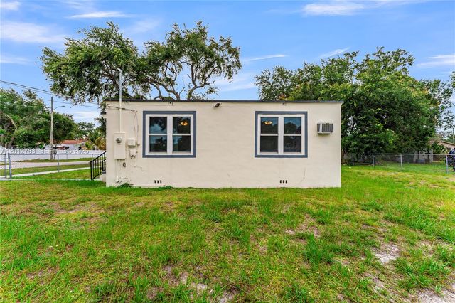 9301 NW 20th Ave, Miami, FL 33147
