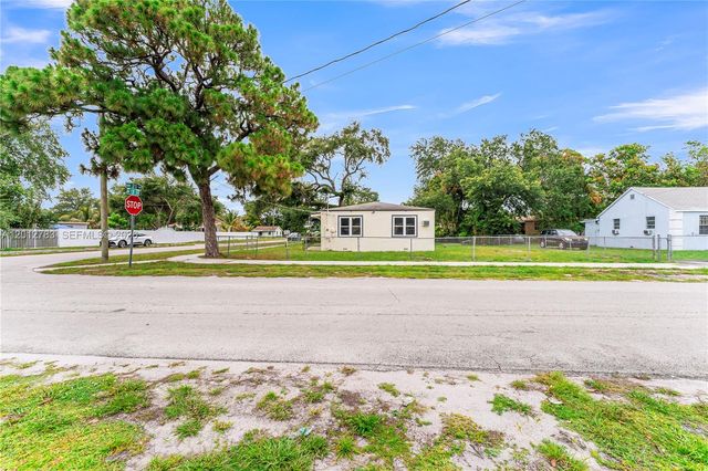 9301 NW 20th Ave, Miami, FL 33147