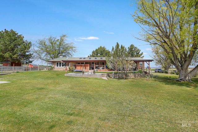 2593 E 3700 N, Twin Falls, ID 83301